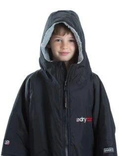 Kids Advance Short Sleeve Robe 5-9 Yrs -Aqua Wear Shop Dryrobe kids short sleeve robe black grey 5 9 3
